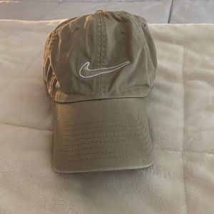 Men’s Nike hat